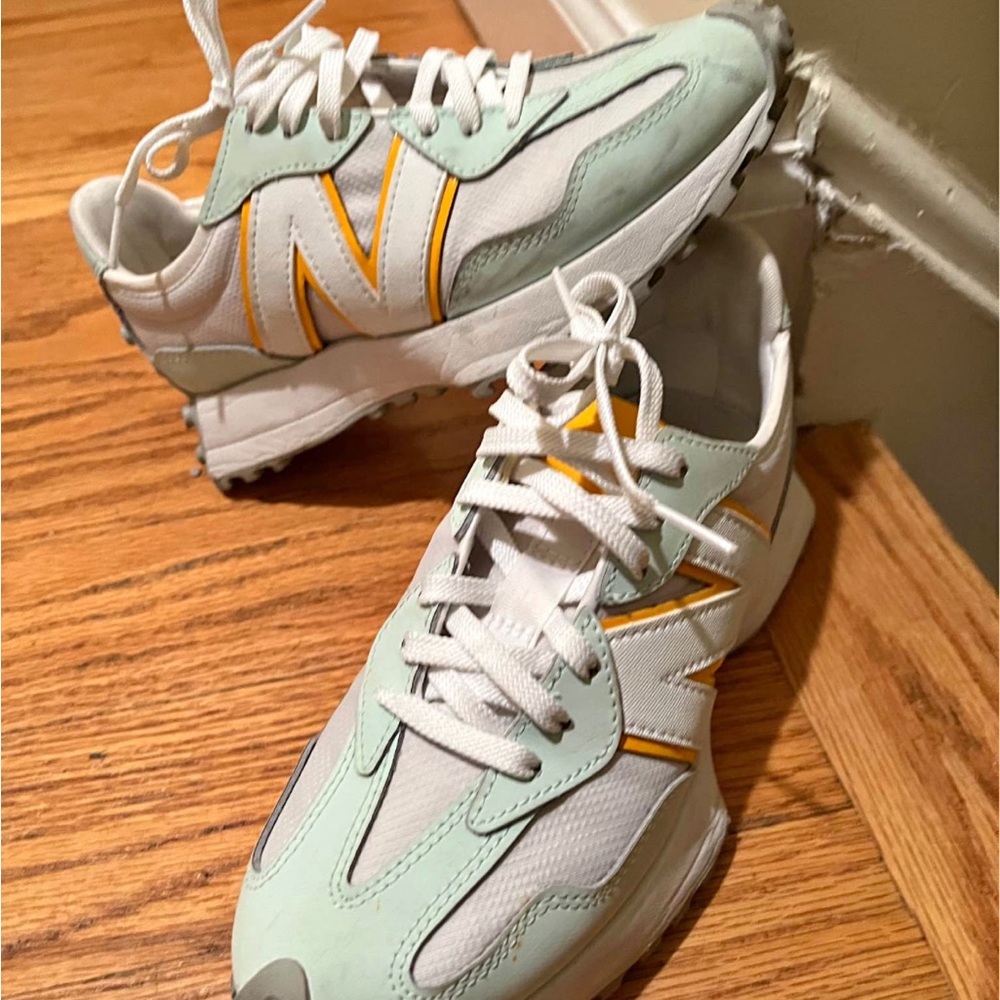 New Balance White and Mint Athletic Shoes